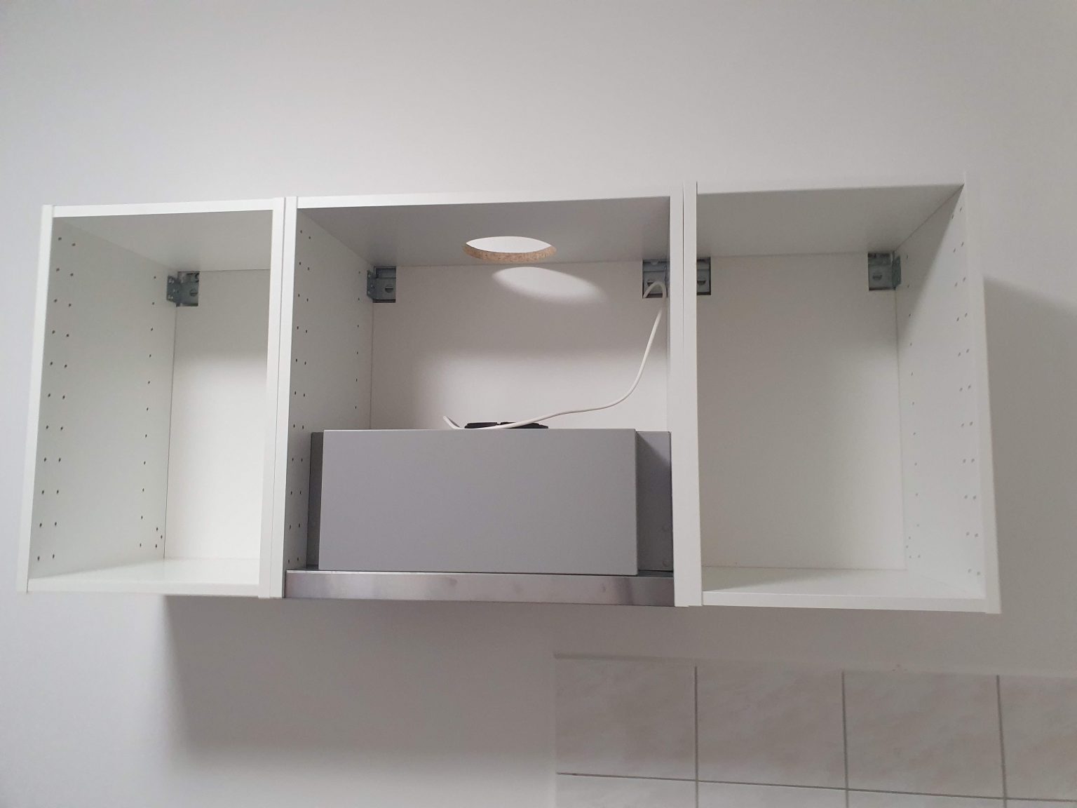 Usadili jsme digestoř